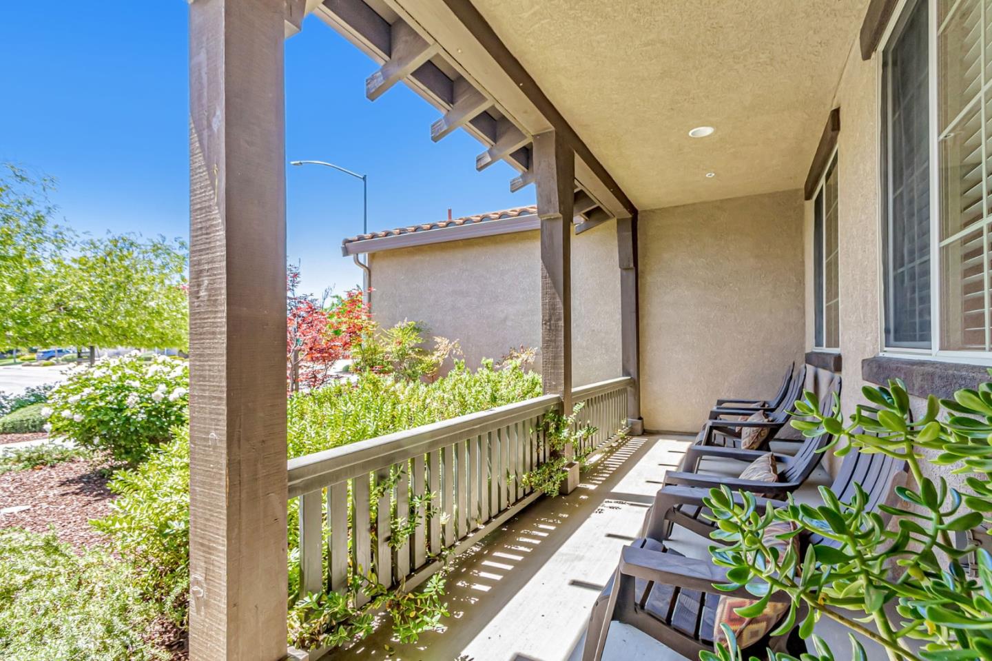 Detail Gallery Image 4 of 25 For 1660 Martinez Way, Morgan Hill,  CA 95037 - 4 Beds | 3 Baths