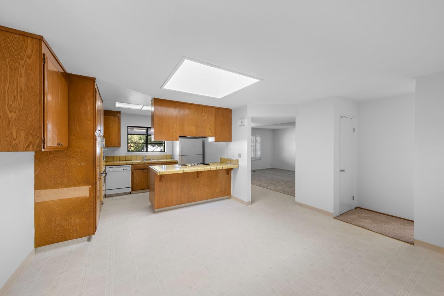 Detail Gallery Image 13 of 32 For 6015 Fernglen Dr, San Jose,  CA 95123 - 4 Beds | 2 Baths