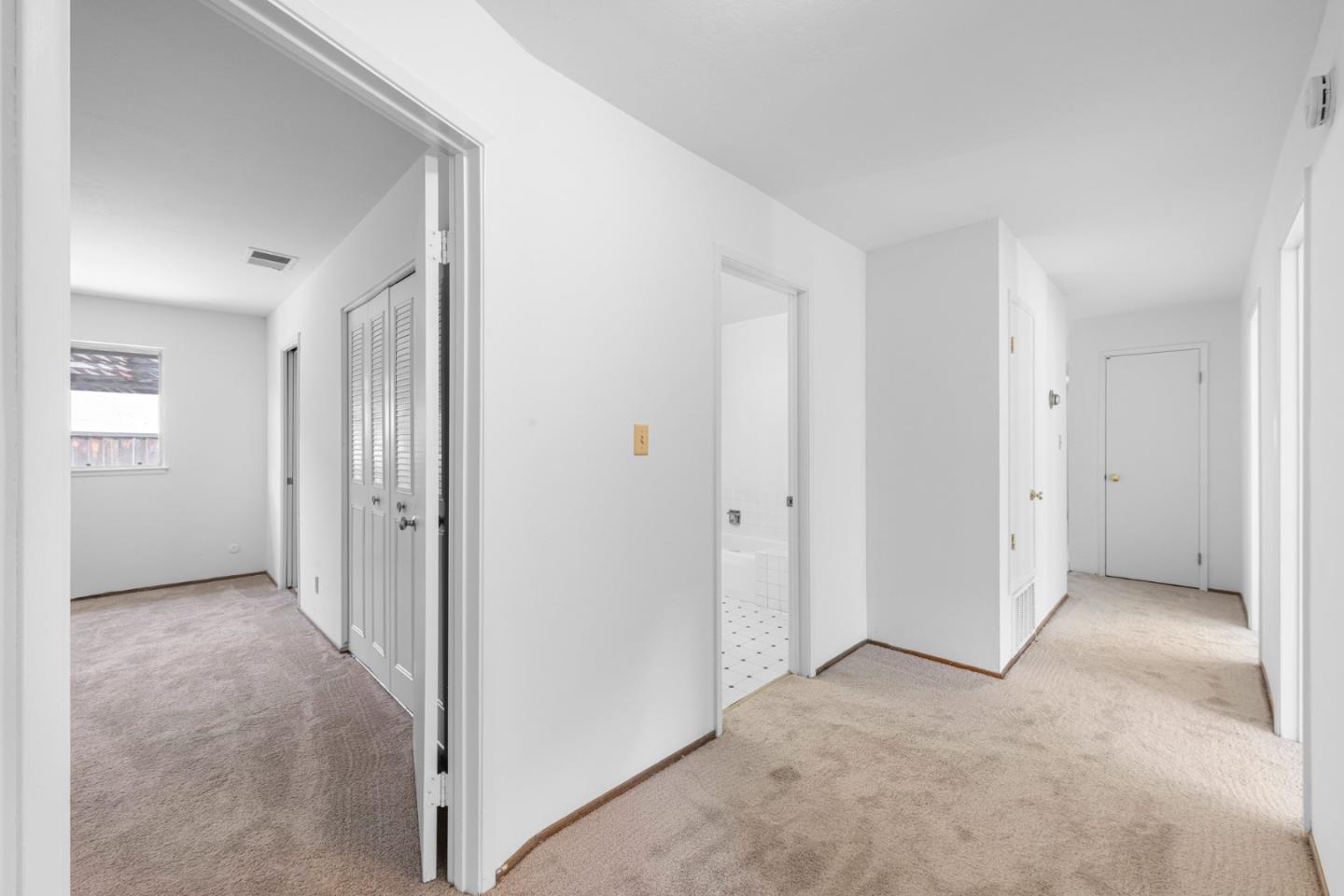 Detail Gallery Image 17 of 32 For 6015 Fernglen Dr, San Jose,  CA 95123 - 4 Beds | 2 Baths
