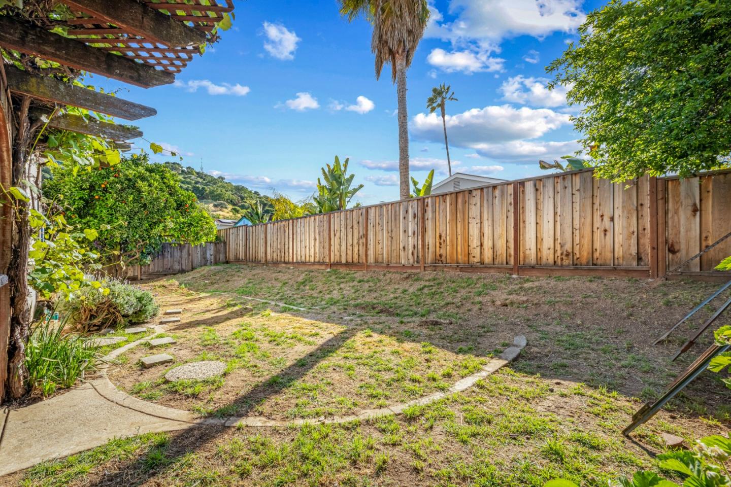 Detail Gallery Image 30 of 32 For 6015 Fernglen Dr, San Jose,  CA 95123 - 4 Beds | 2 Baths