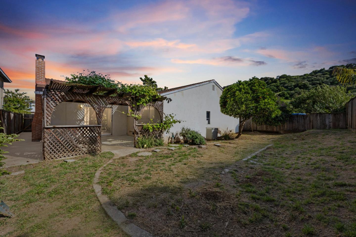 Detail Gallery Image 32 of 32 For 6015 Fernglen Dr, San Jose,  CA 95123 - 4 Beds | 2 Baths