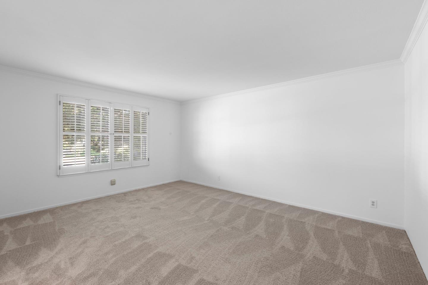 Detail Gallery Image 7 of 32 For 6015 Fernglen Dr, San Jose,  CA 95123 - 4 Beds | 2 Baths