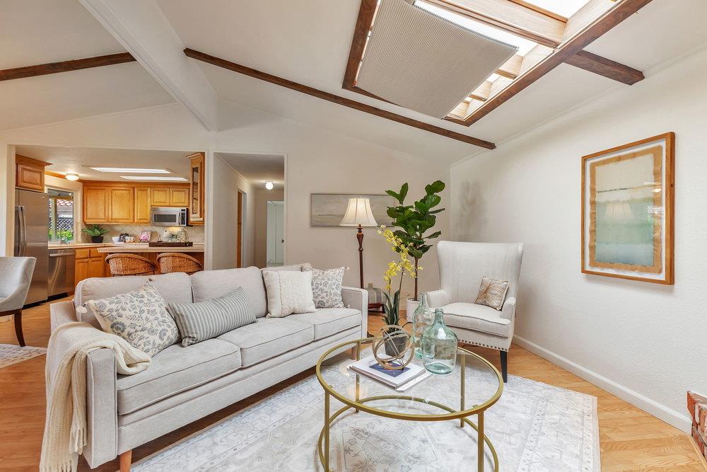 Detail Gallery Image 7 of 36 For 199 Leisure Dr #199,  Morgan Hill,  CA 95037 - 2 Beds | 3 Baths