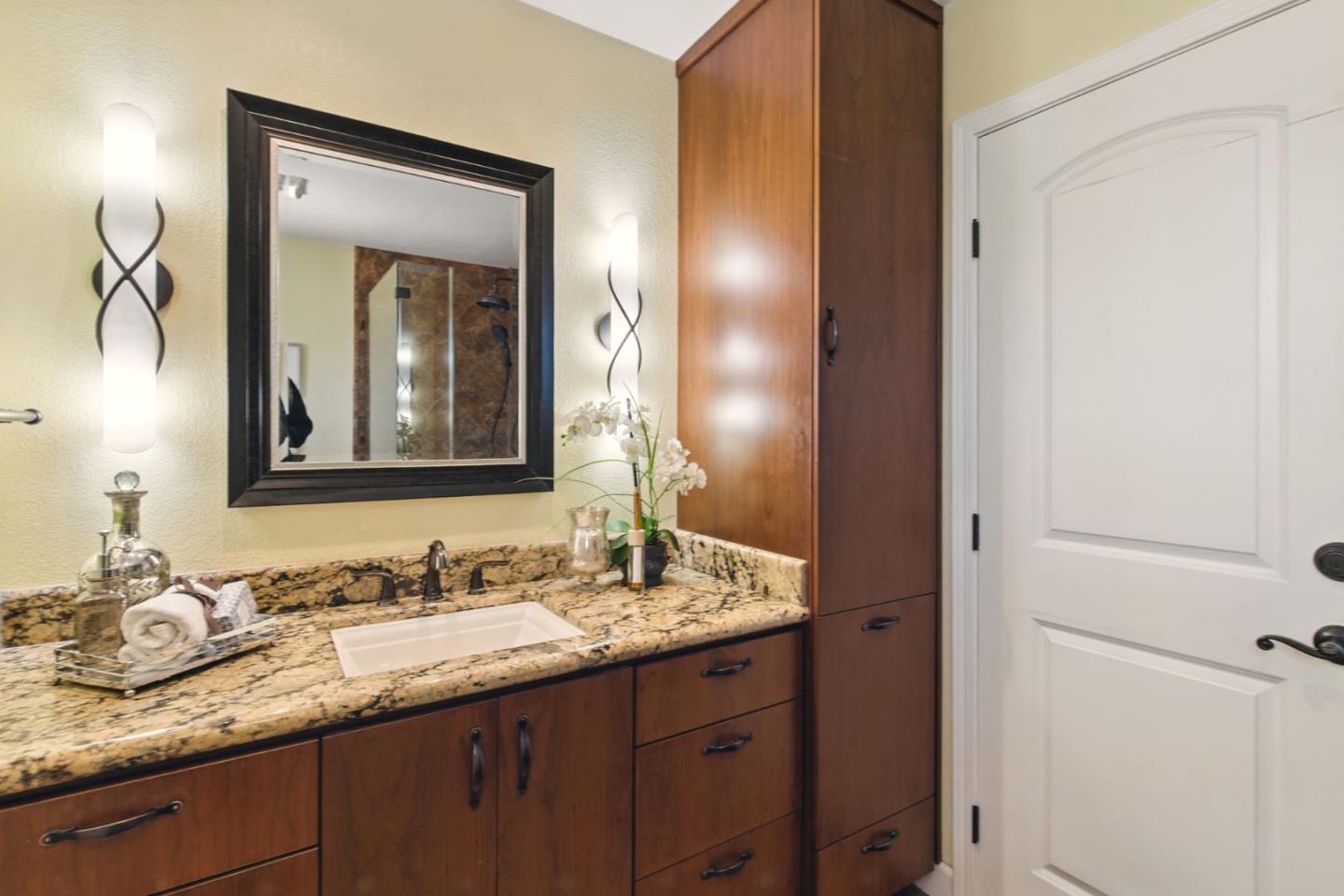 Detail Gallery Image 10 of 24 For 39332 Wilford St, Fremont,  CA 94538 - 4 Beds | 2 Baths