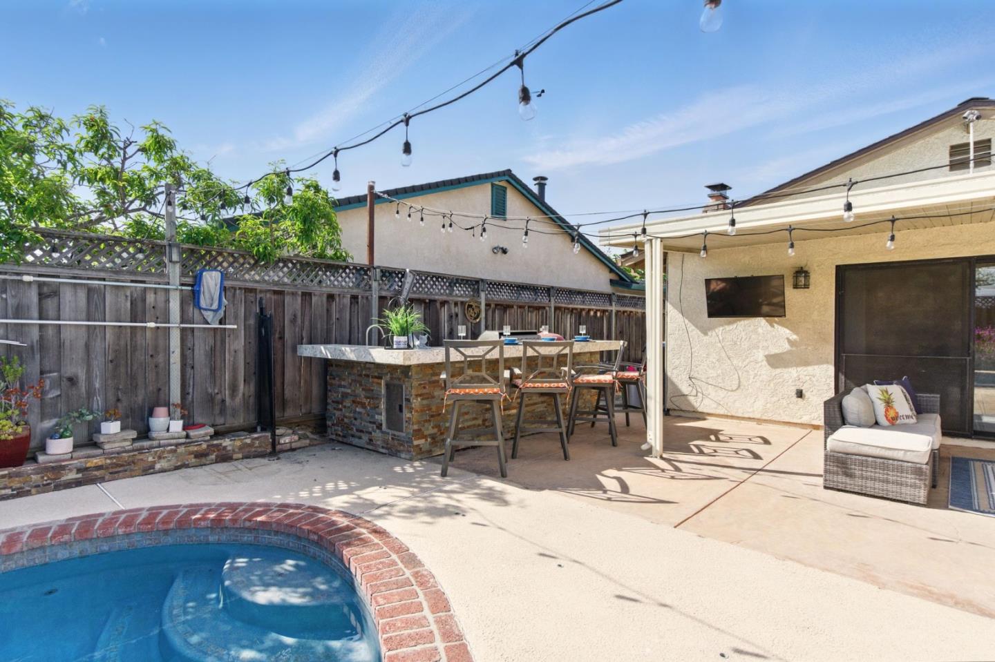 Detail Gallery Image 18 of 24 For 39332 Wilford St, Fremont,  CA 94538 - 4 Beds | 2 Baths