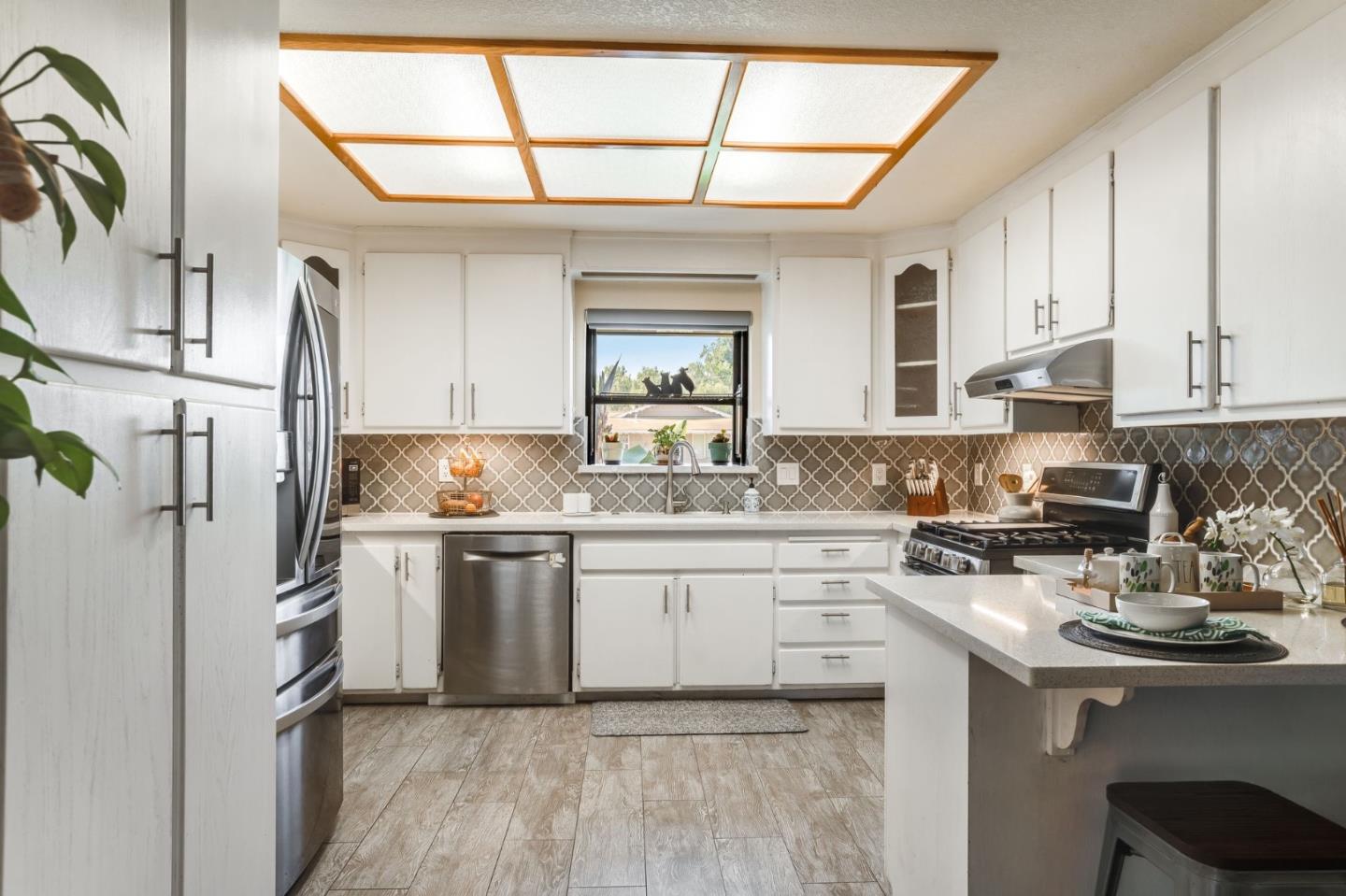 Detail Gallery Image 5 of 24 For 39332 Wilford St, Fremont,  CA 94538 - 4 Beds | 2 Baths