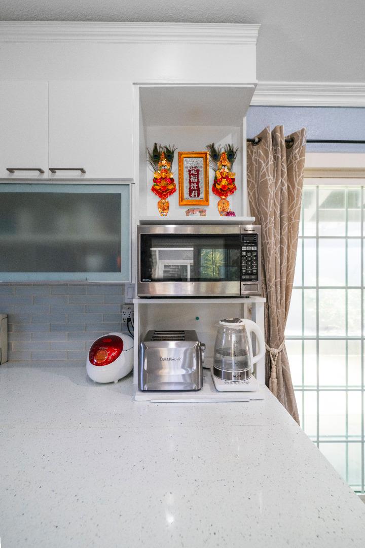 Detail Gallery Image 11 of 34 For 224 Cheris Dr, San Jose,  CA 95123 - 4 Beds | 2 Baths