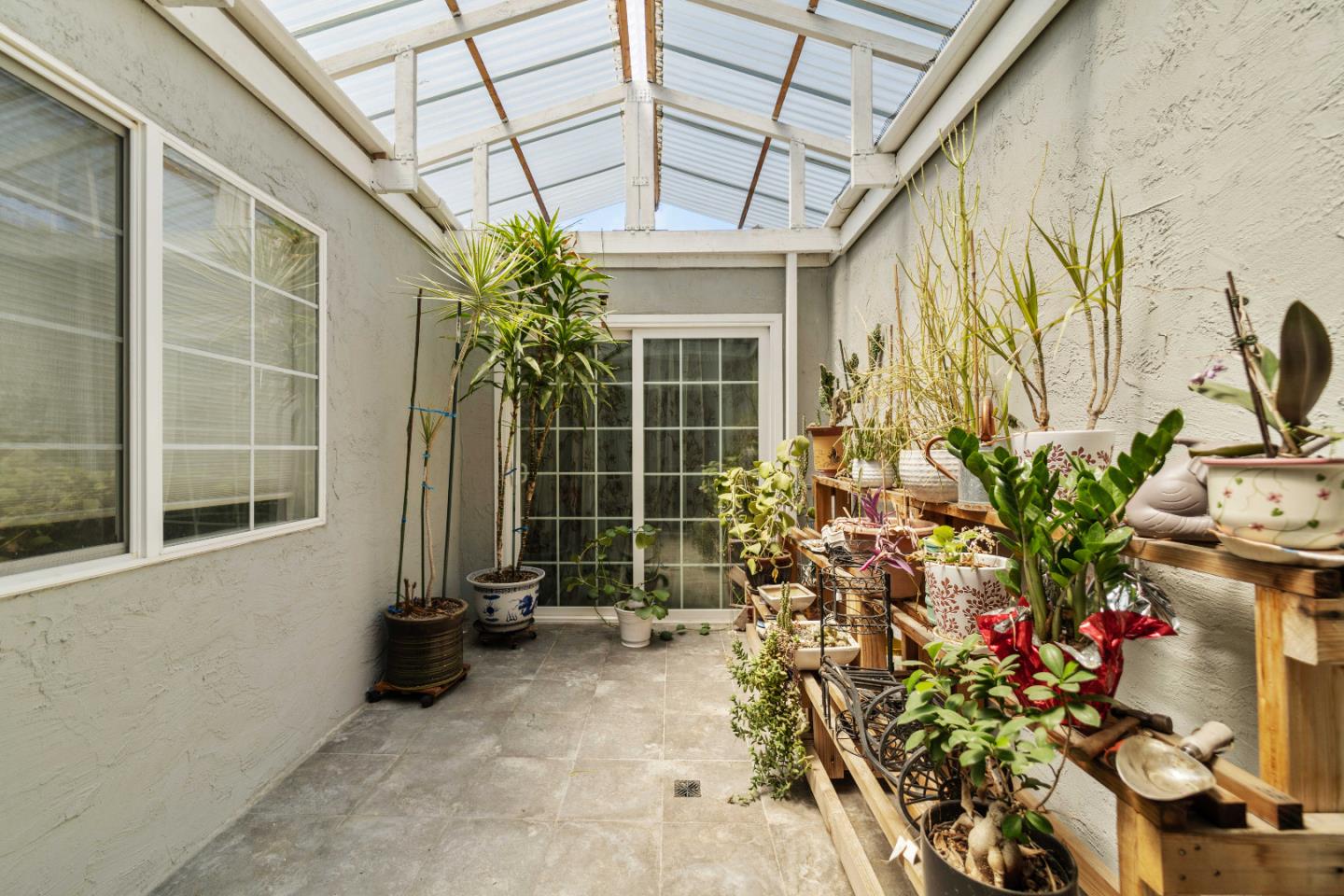 Detail Gallery Image 25 of 34 For 224 Cheris Dr, San Jose,  CA 95123 - 4 Beds | 2 Baths
