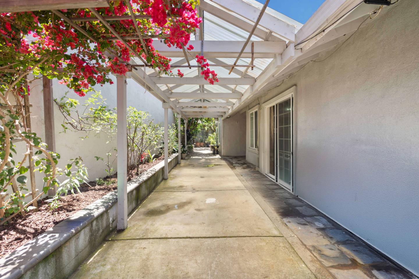 Detail Gallery Image 29 of 34 For 224 Cheris Dr, San Jose,  CA 95123 - 4 Beds | 2 Baths