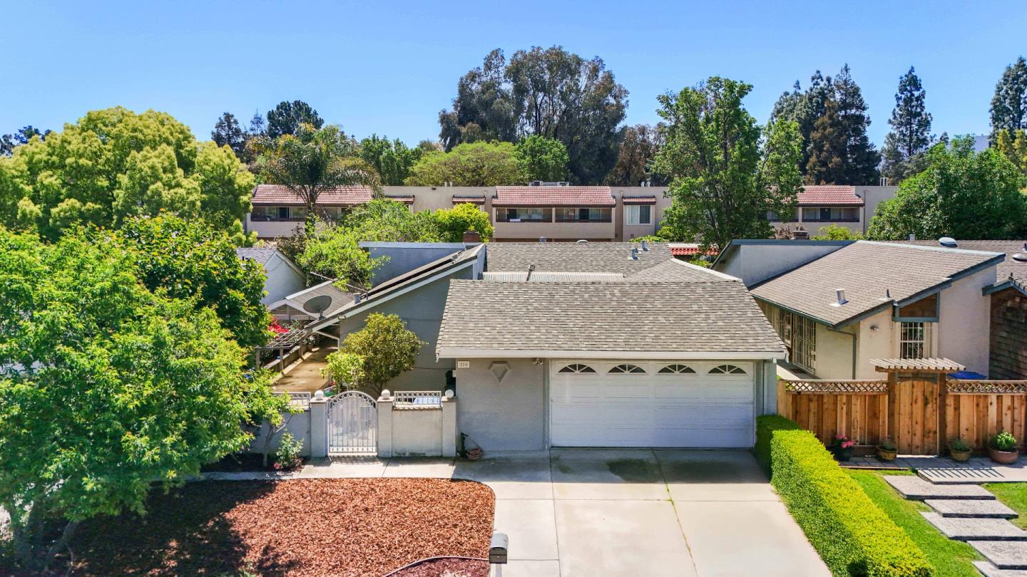 Detail Gallery Image 30 of 34 For 224 Cheris Dr, San Jose,  CA 95123 - 4 Beds | 2 Baths