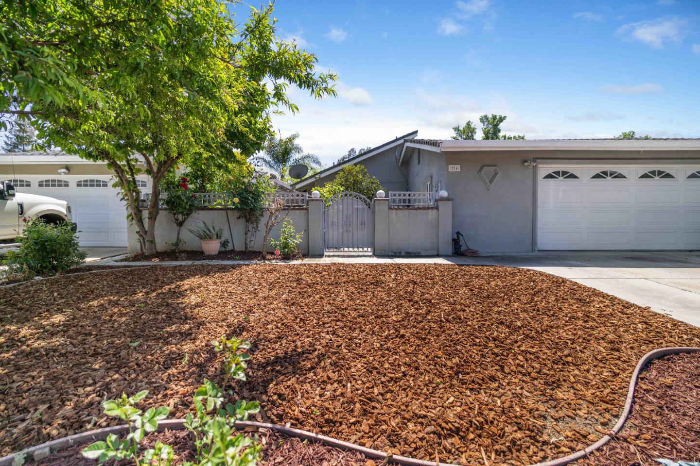 Detail Gallery Image 31 of 34 For 224 Cheris Dr, San Jose,  CA 95123 - 4 Beds | 2 Baths