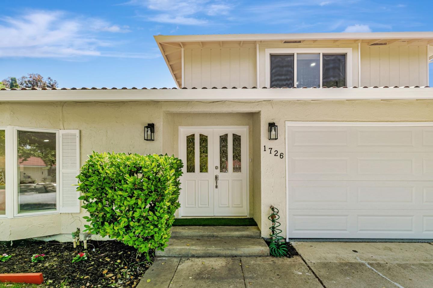 Detail Gallery Image 3 of 42 For 1726 Cheney Dr, San Jose,  CA 95128 - 5 Beds | 3/1 Baths