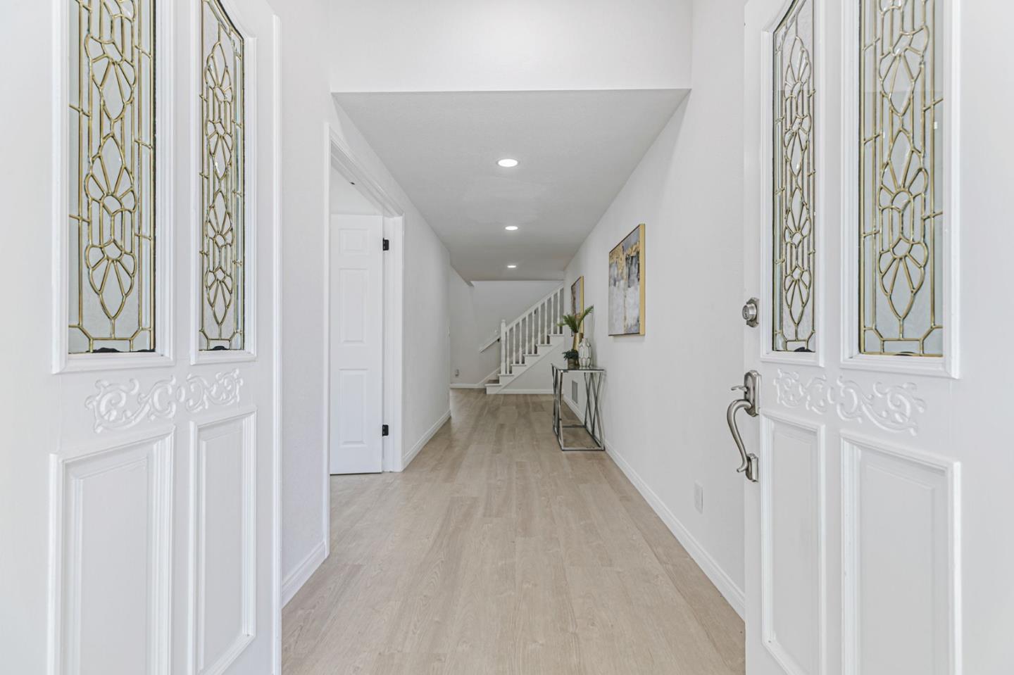 Detail Gallery Image 4 of 42 For 1726 Cheney Dr, San Jose,  CA 95128 - 5 Beds | 3/1 Baths
