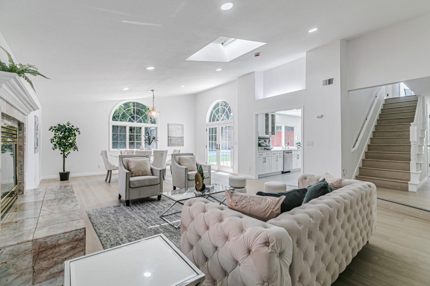 Detail Gallery Image 8 of 42 For 1726 Cheney Dr, San Jose,  CA 95128 - 5 Beds | 3/1 Baths