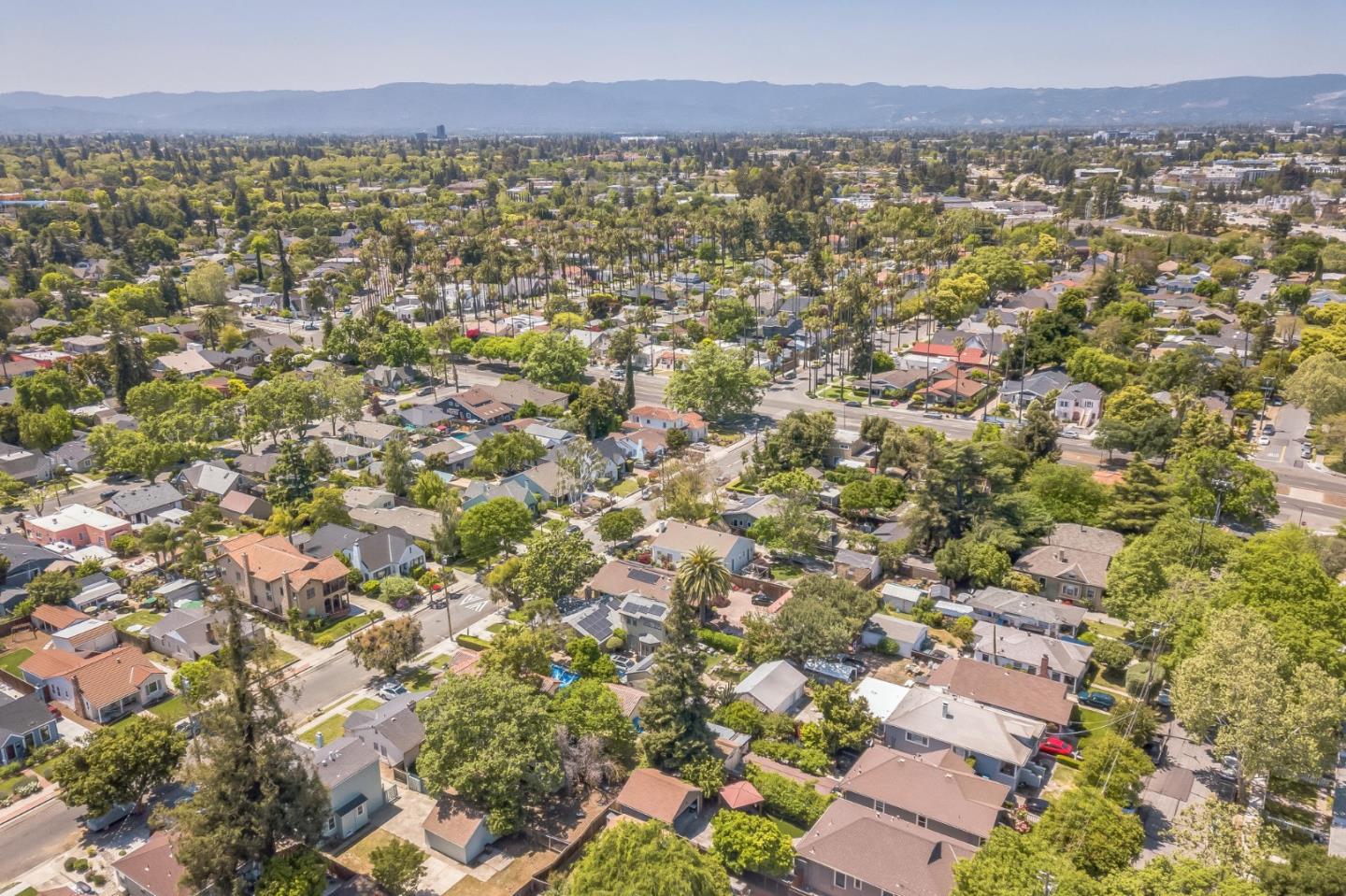 Detail Gallery Image 12 of 41 For 523 Hull Ave, San Jose,  CA 95125 - 4 Beds | 2 Baths