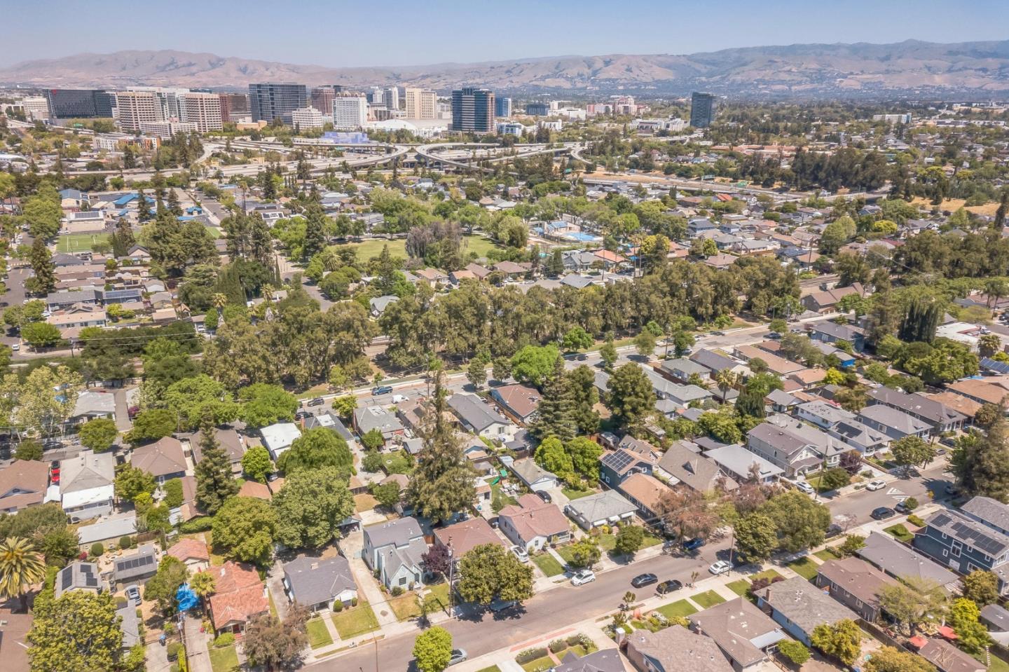 Detail Gallery Image 15 of 41 For 523 Hull Ave, San Jose,  CA 95125 - 4 Beds | 2 Baths