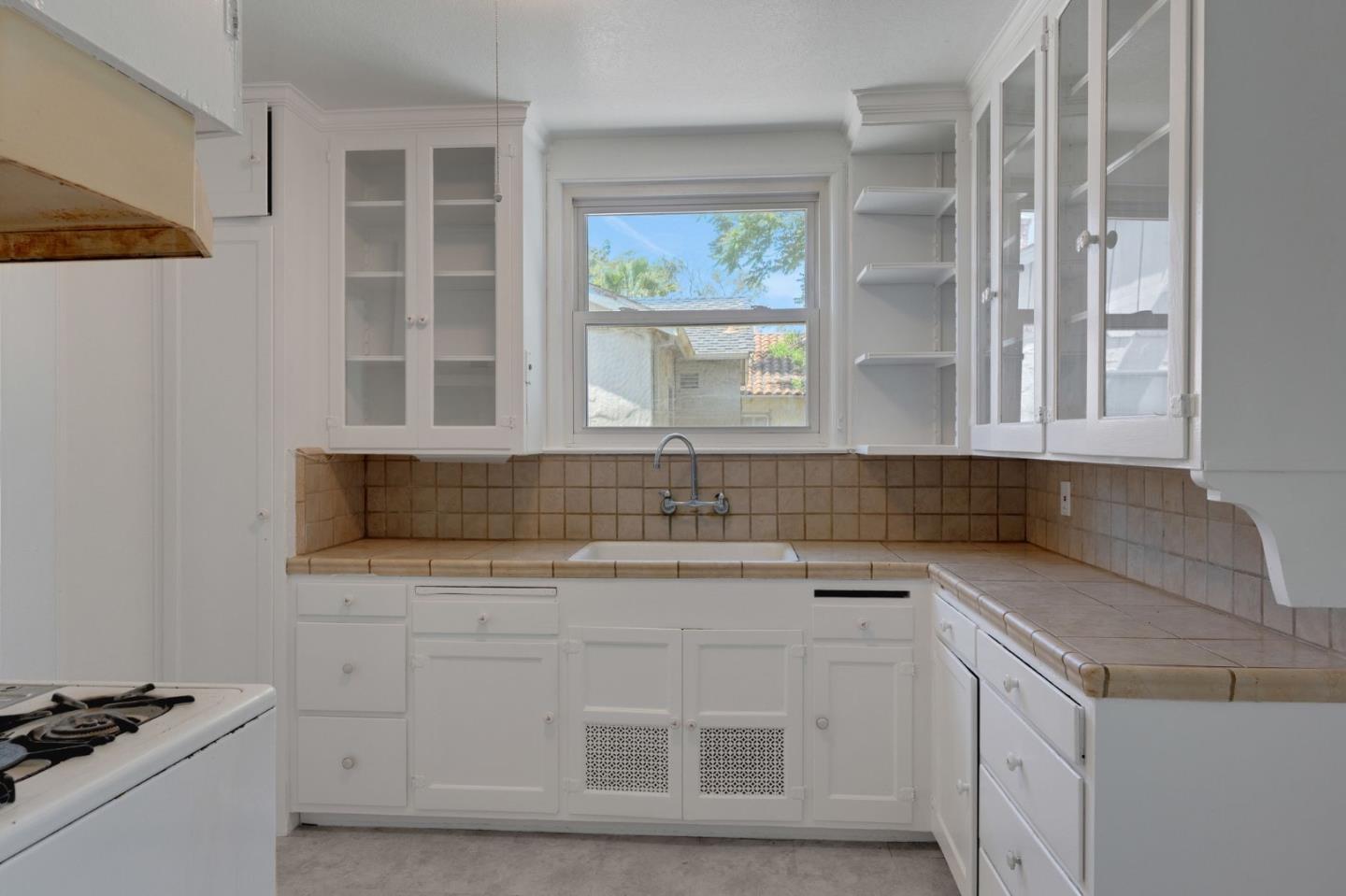 Detail Gallery Image 22 of 41 For 523 Hull Ave, San Jose,  CA 95125 - 4 Beds | 2 Baths
