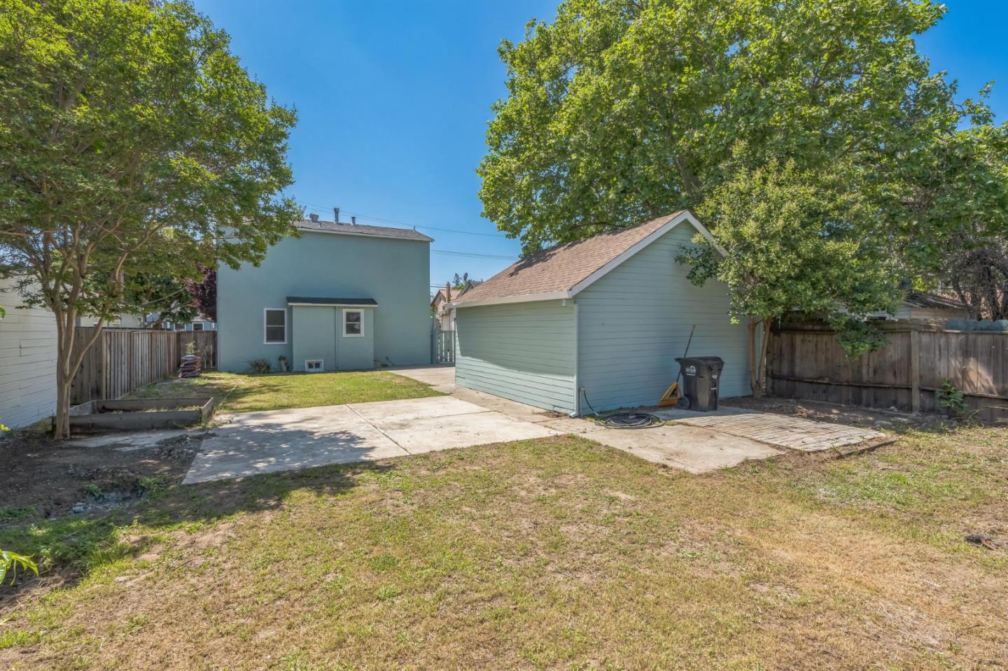 Detail Gallery Image 27 of 41 For 523 Hull Ave, San Jose,  CA 95125 - 4 Beds | 2 Baths