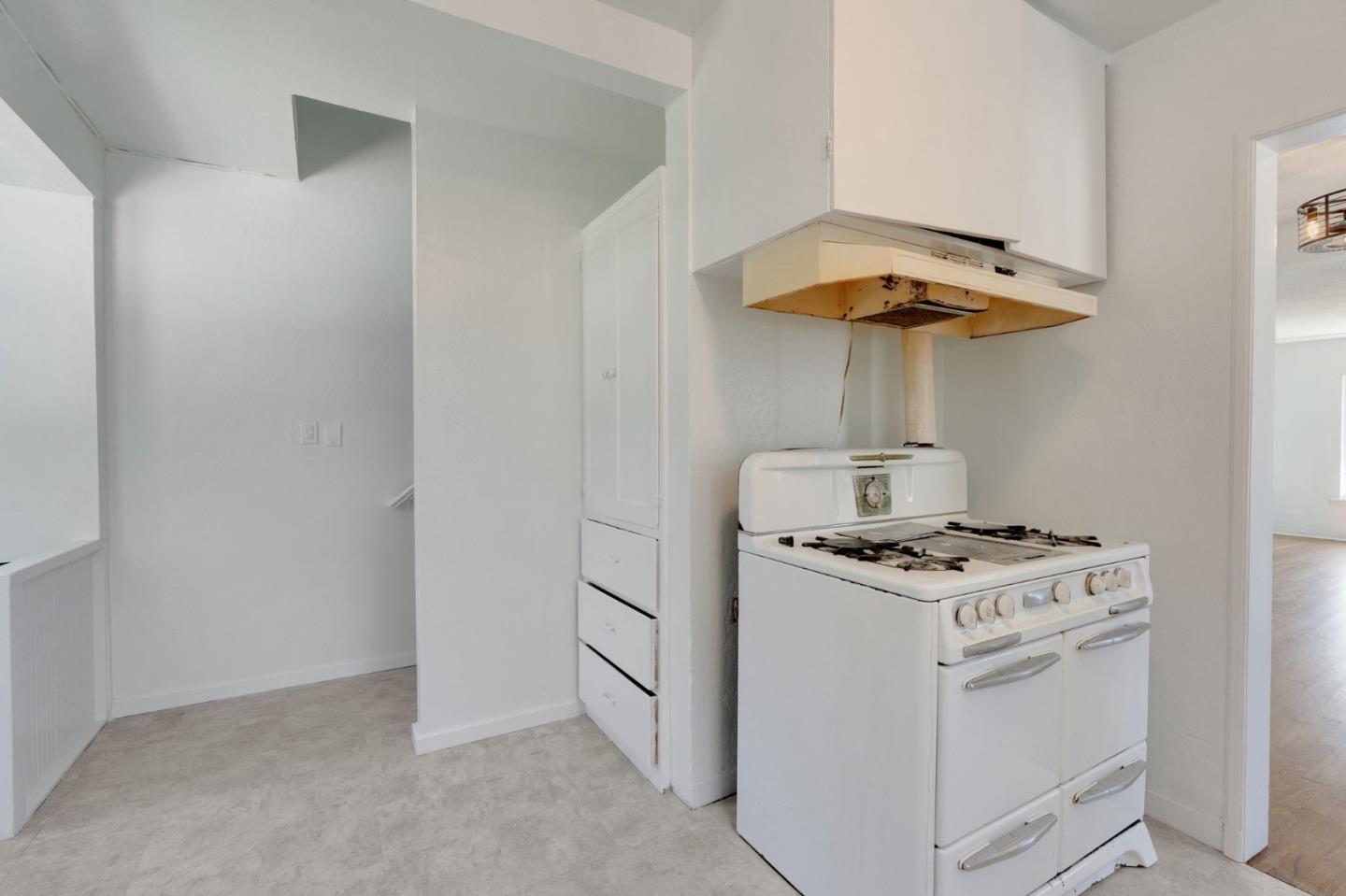 Detail Gallery Image 30 of 41 For 523 Hull Ave, San Jose,  CA 95125 - 4 Beds | 2 Baths