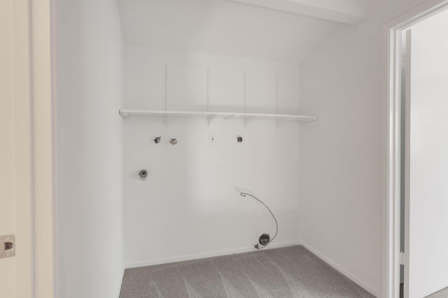 Detail Gallery Image 33 of 41 For 523 Hull Ave, San Jose,  CA 95125 - 4 Beds | 2 Baths