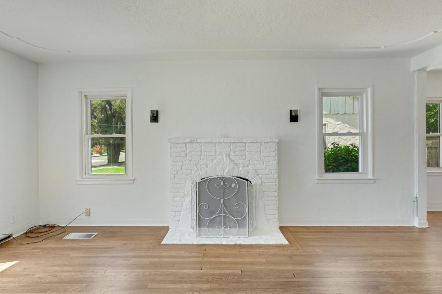 Detail Gallery Image 6 of 41 For 523 Hull Ave, San Jose,  CA 95125 - 4 Beds | 2 Baths