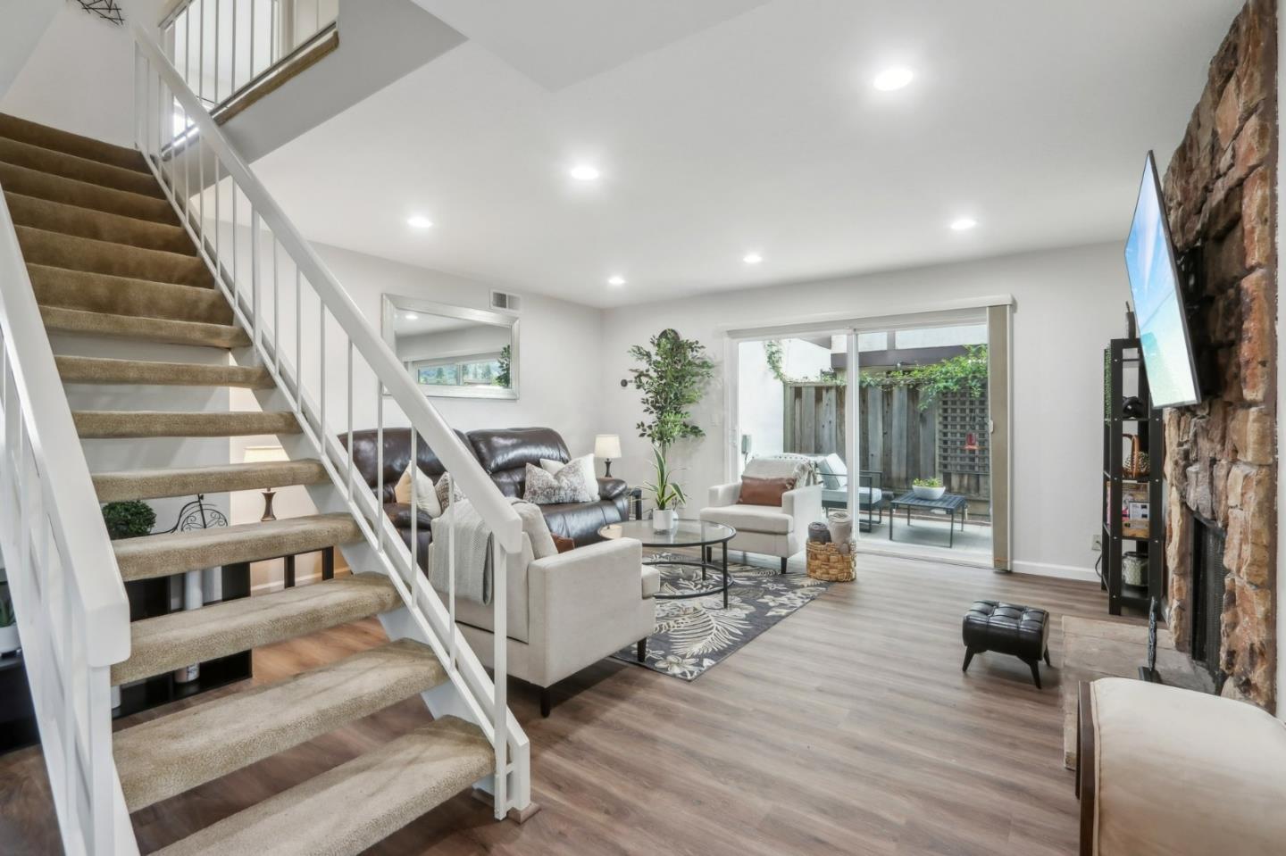 Detail Gallery Image 12 of 39 For 7122 Menaul Ct, San Jose,  CA 95139 - 3 Beds | 2/1 Baths