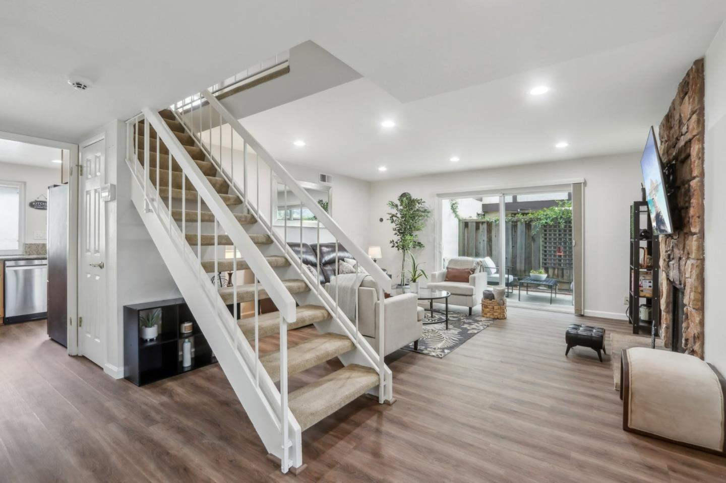Detail Gallery Image 13 of 39 For 7122 Menaul Ct, San Jose,  CA 95139 - 3 Beds | 2/1 Baths