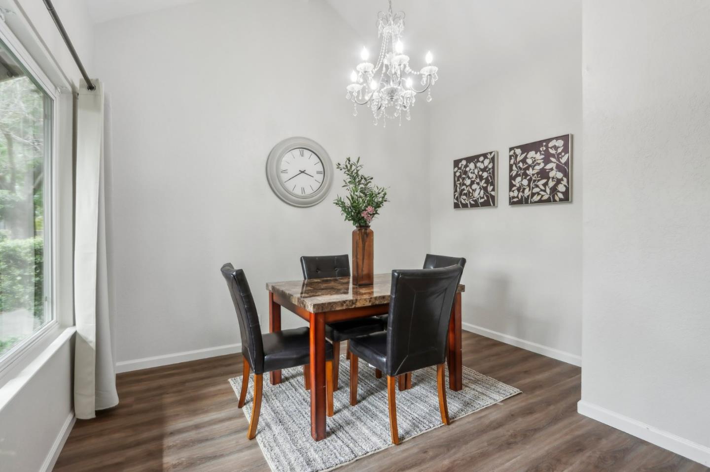 Detail Gallery Image 14 of 39 For 7122 Menaul Ct, San Jose,  CA 95139 - 3 Beds | 2/1 Baths