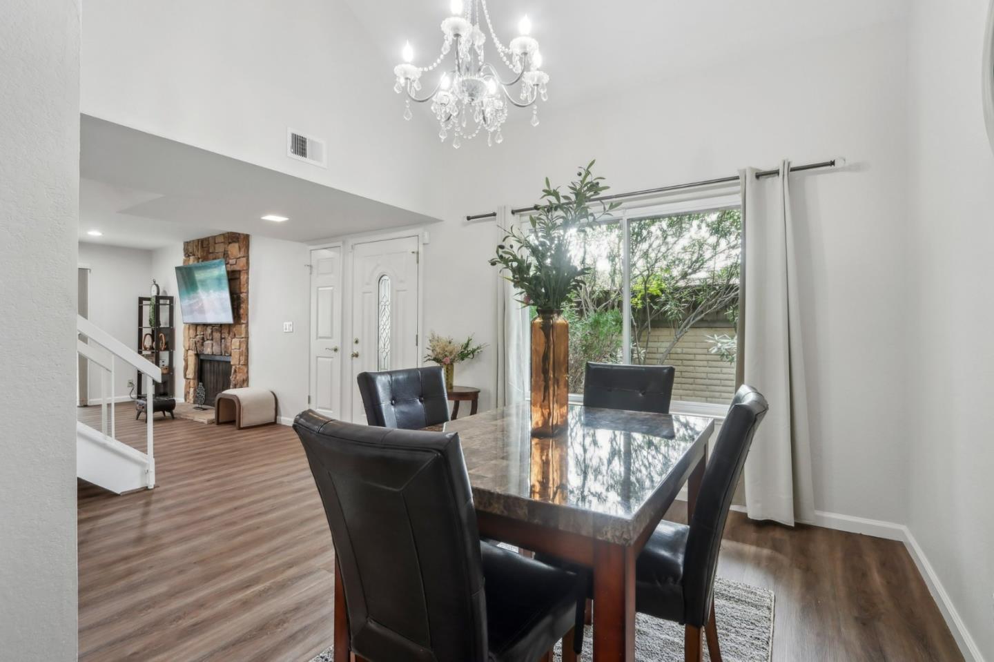 Detail Gallery Image 16 of 39 For 7122 Menaul Ct, San Jose,  CA 95139 - 3 Beds | 2/1 Baths