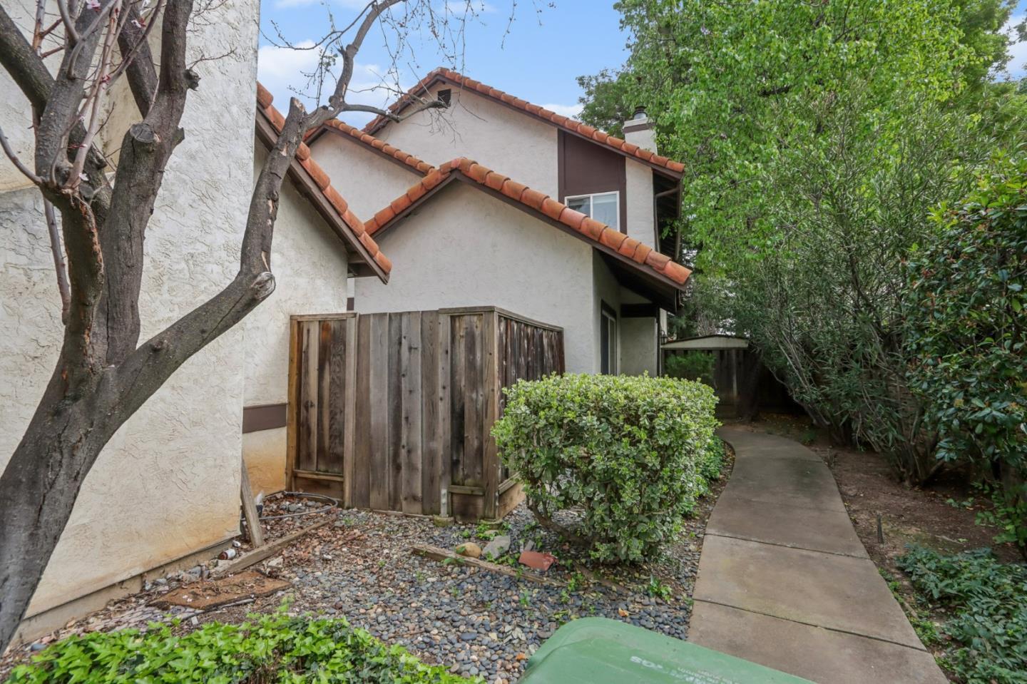Detail Gallery Image 29 of 39 For 7122 Menaul Ct, San Jose,  CA 95139 - 3 Beds | 2/1 Baths