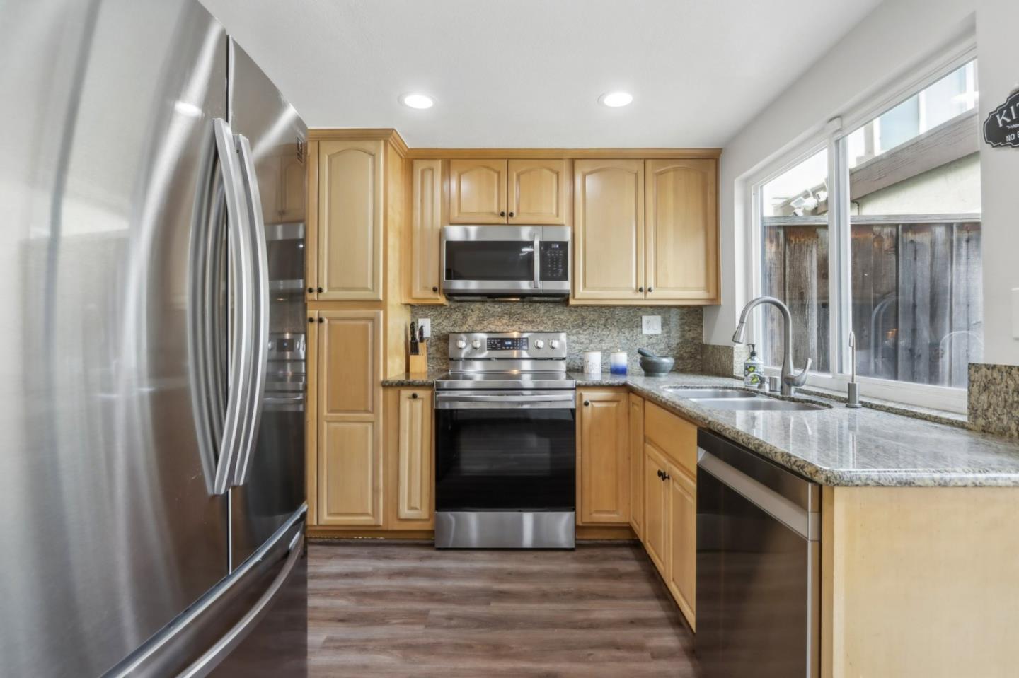 Detail Gallery Image 7 of 39 For 7122 Menaul Ct, San Jose,  CA 95139 - 3 Beds | 2/1 Baths