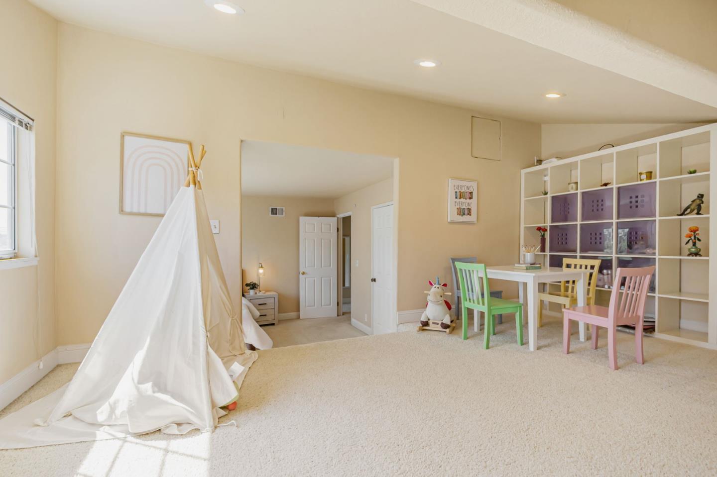 Detail Gallery Image 21 of 40 For 1158 Gurney Ct, San Jose,  CA 95132 - 4 Beds | 2/1 Baths