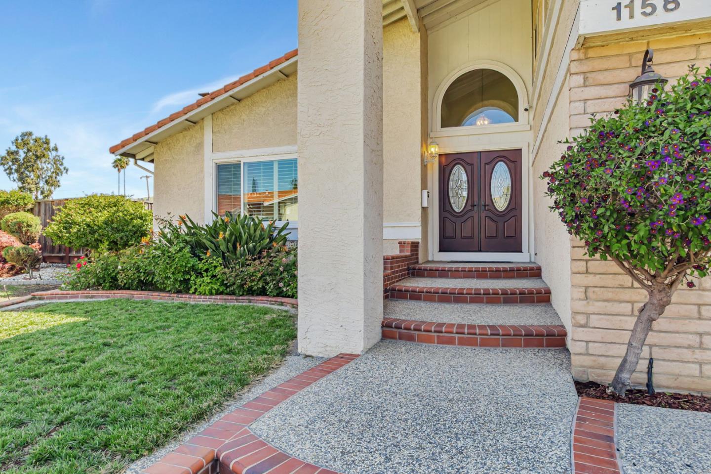 Detail Gallery Image 3 of 40 For 1158 Gurney Ct, San Jose,  CA 95132 - 4 Beds | 2/1 Baths