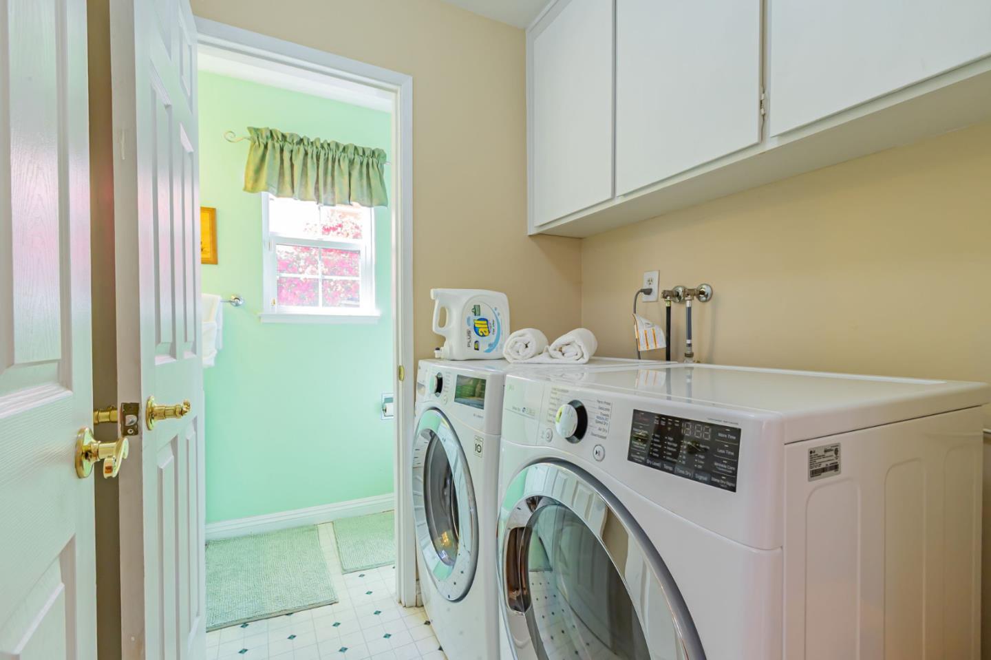 Detail Gallery Image 33 of 40 For 1158 Gurney Ct, San Jose,  CA 95132 - 4 Beds | 2/1 Baths