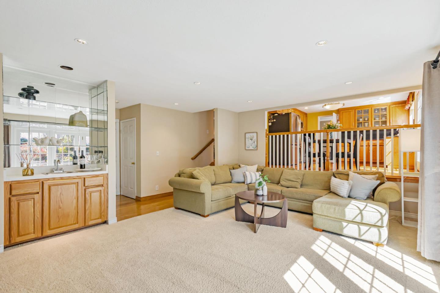 Detail Gallery Image 9 of 40 For 1158 Gurney Ct, San Jose,  CA 95132 - 4 Beds | 2/1 Baths