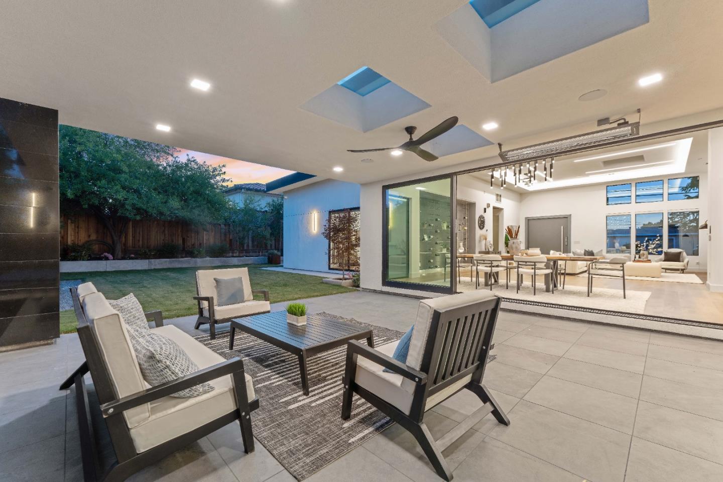 Detail Gallery Image 16 of 60 For 13197 Berwick St, Saratoga,  CA 95070 - 5 Beds | 5/1 Baths