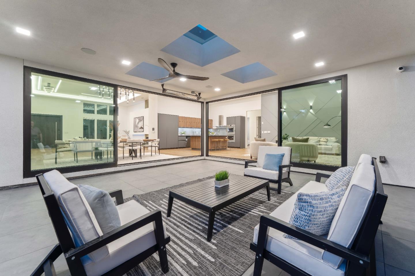 Detail Gallery Image 19 of 60 For 13197 Berwick St, Saratoga,  CA 95070 - 5 Beds | 5/1 Baths