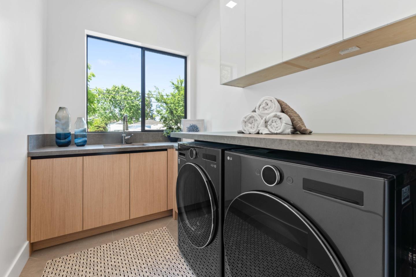 Detail Gallery Image 37 of 60 For 13197 Berwick St, Saratoga,  CA 95070 - 5 Beds | 5/1 Baths