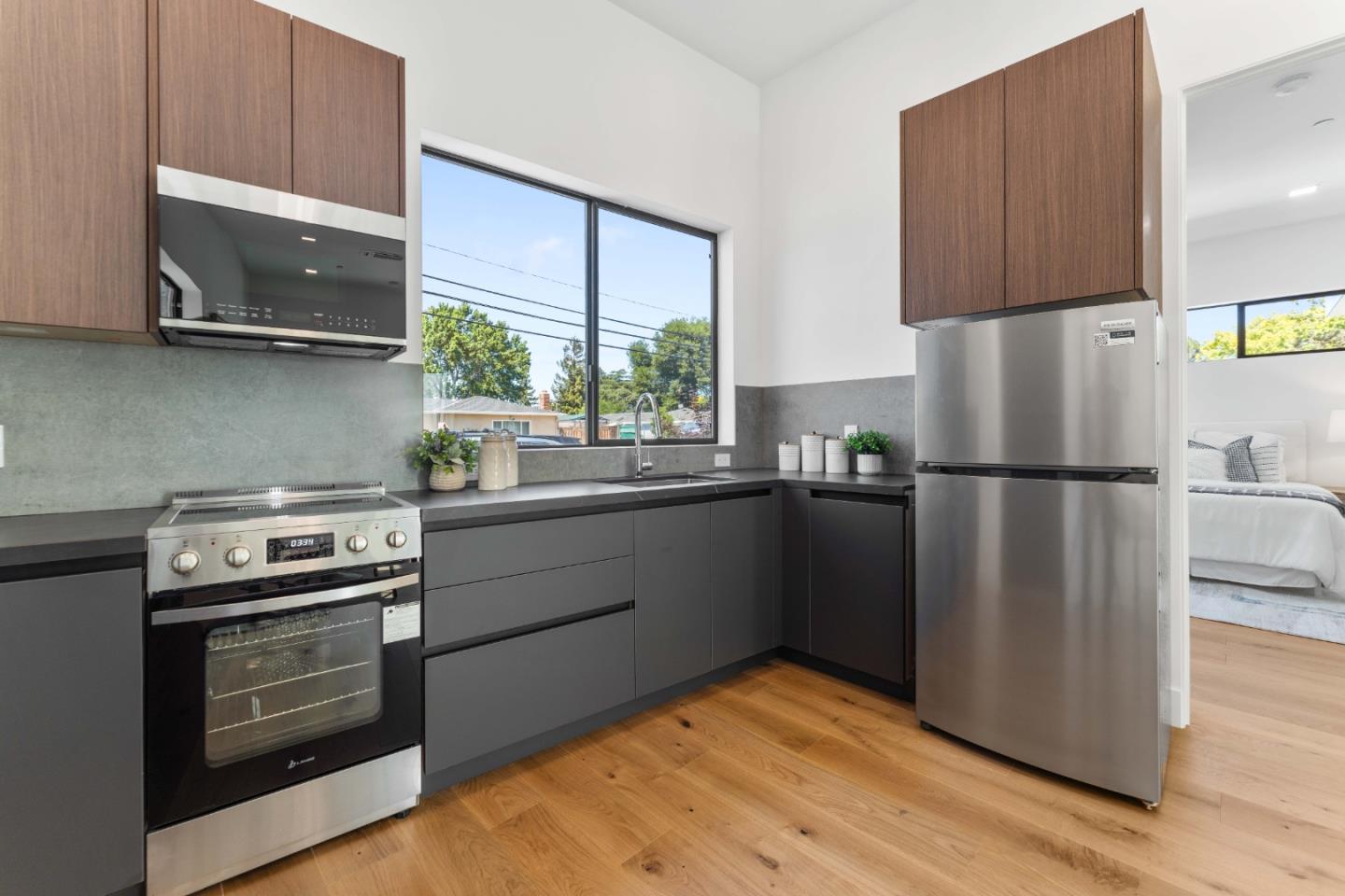 Detail Gallery Image 38 of 60 For 13197 Berwick St, Saratoga,  CA 95070 - 5 Beds | 5/1 Baths