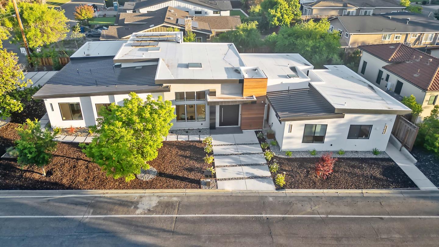 Detail Gallery Image 49 of 60 For 13197 Berwick St, Saratoga,  CA 95070 - 5 Beds | 5/1 Baths