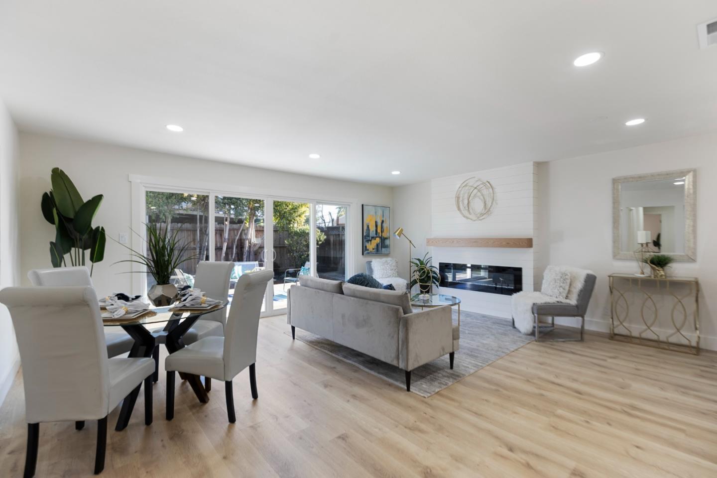 Detail Gallery Image 5 of 38 For 3004 Vistamont Dr, San Jose,  CA 95118 - 4 Beds | 2 Baths