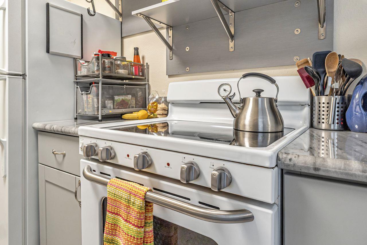 Detail Gallery Image 10 of 30 For 1925 46th Ave #68,  Capitola,  CA 95010 - 1 Beds | 1 Baths