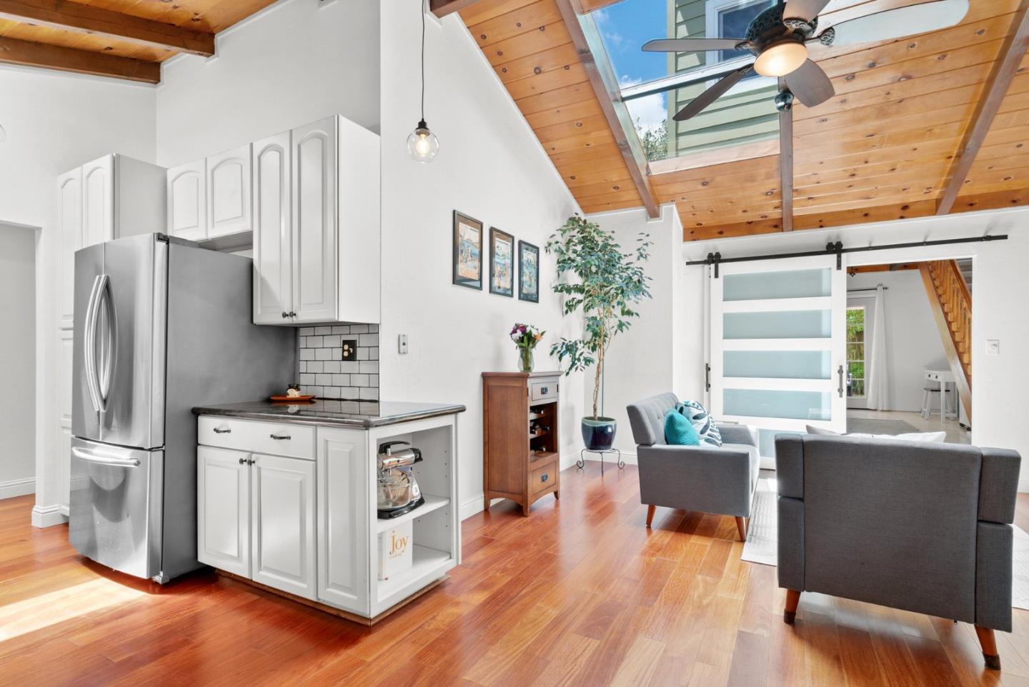 Detail Gallery Image 10 of 37 For 151 Molly Way, Santa Cruz,  CA 95065 - 3 Beds | 2 Baths