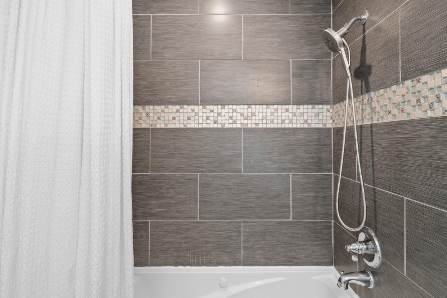Detail Gallery Image 15 of 37 For 151 Molly Way, Santa Cruz,  CA 95065 - 3 Beds | 2 Baths