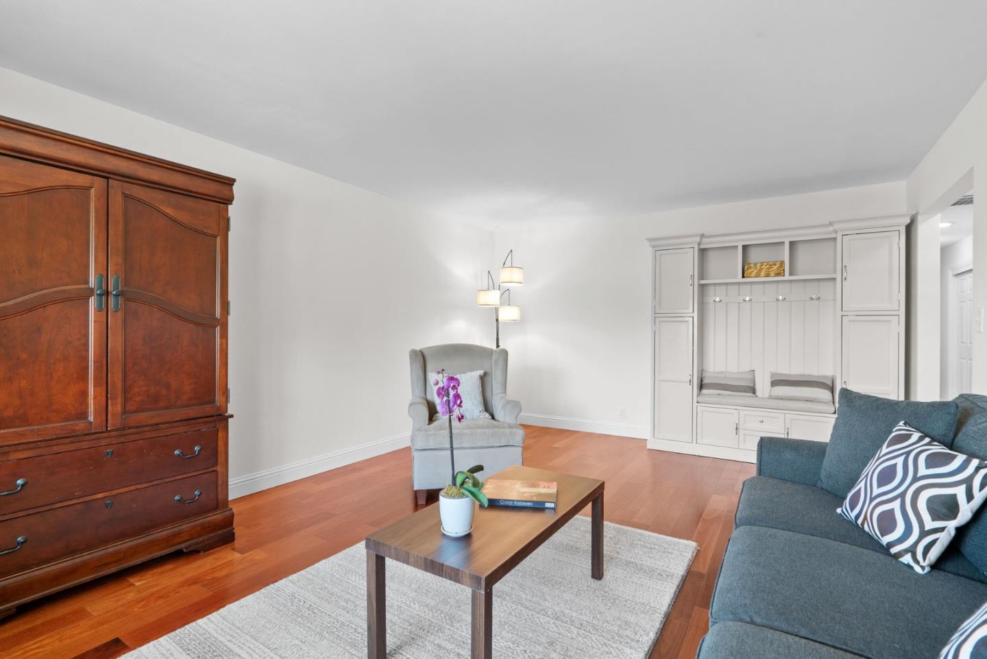 Detail Gallery Image 7 of 37 For 151 Molly Way, Santa Cruz,  CA 95065 - 3 Beds | 2 Baths