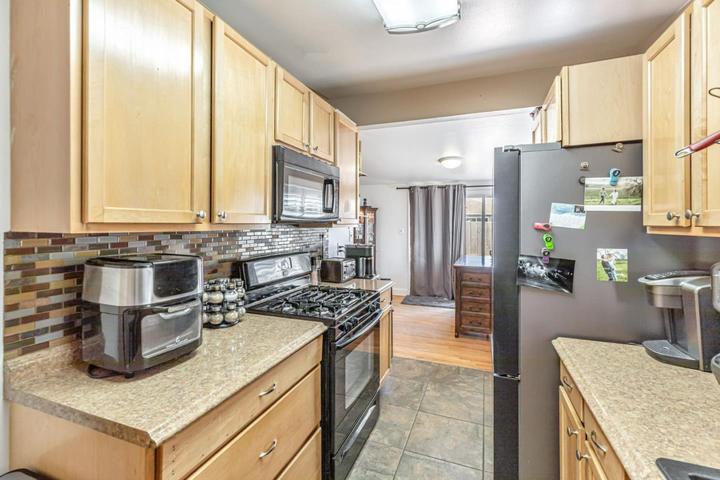 Detail Gallery Image 13 of 36 For 317 Navajo Dr, Salinas,  CA 93906 - 3 Beds | 2 Baths