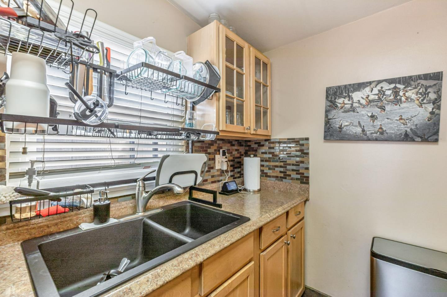 Detail Gallery Image 15 of 36 For 317 Navajo Dr, Salinas,  CA 93906 - 3 Beds | 2 Baths