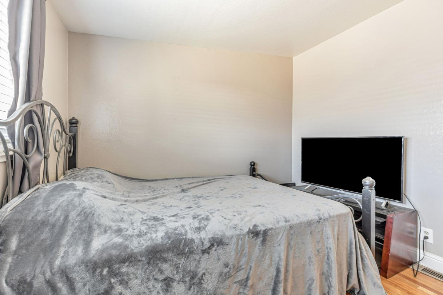 Detail Gallery Image 23 of 36 For 317 Navajo Dr, Salinas,  CA 93906 - 3 Beds | 2 Baths