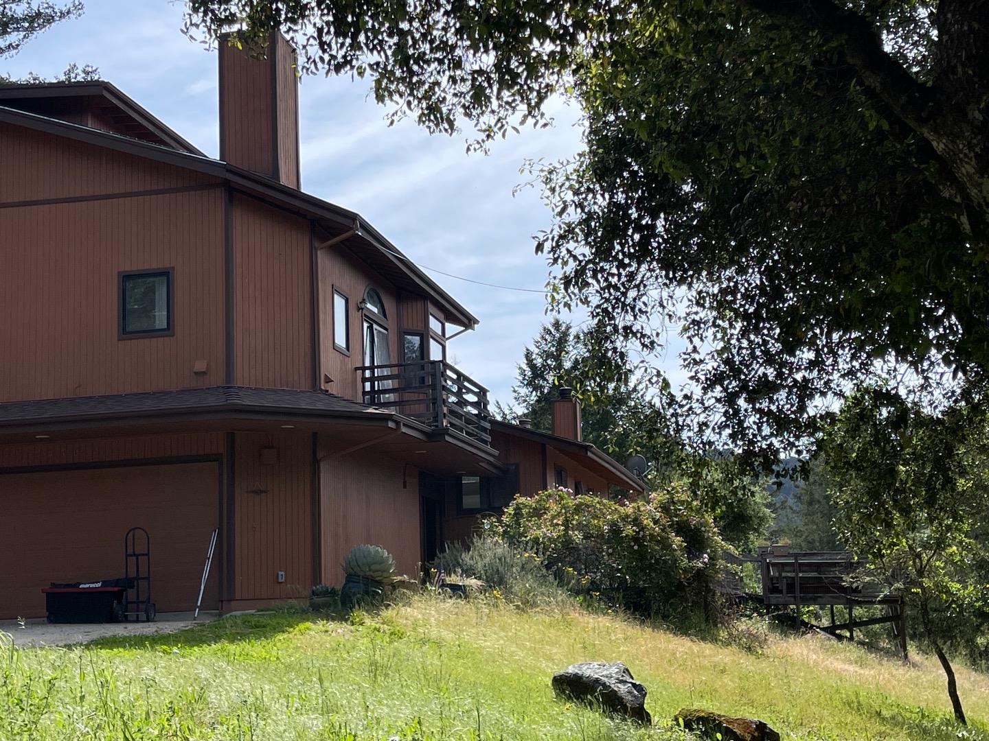 Detail Gallery Image 2 of 31 For 450 Hawk Ridge Rd, Boulder Creek,  CA 95006 - 4 Beds | 3 Baths
