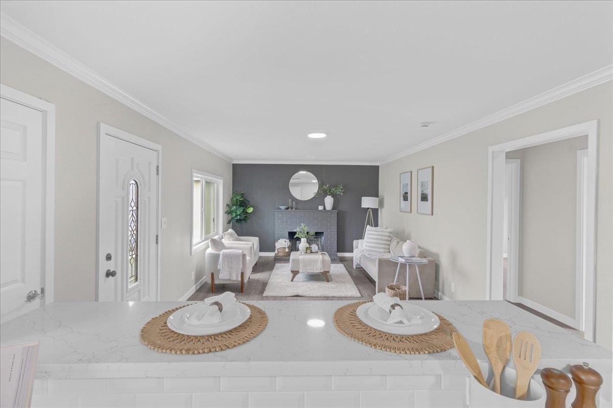 Detail Gallery Image 10 of 22 For 440 E Laurel Dr, Salinas,  CA 93906 - 3 Beds | 2 Baths